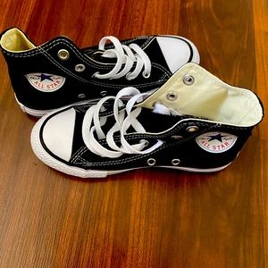 US boys 12.5. Never worn.